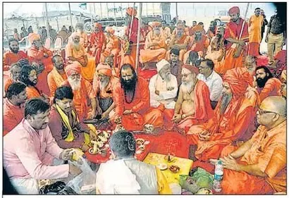 Prayagraj_Akhada_Mahakumbh_1732154845122_1732154855189